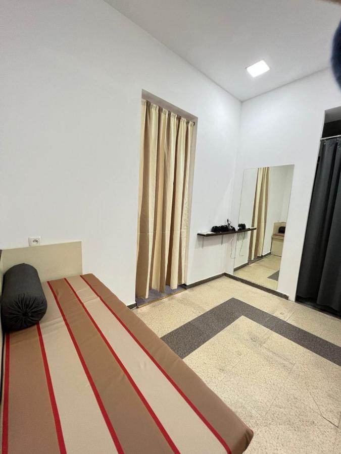 "Modeli" Hostel Tbilisi Exterior photo